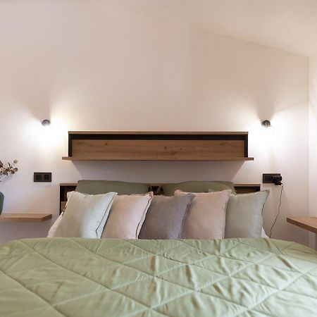 Apartman Manuel ฮอร์นี ปลานา ภายนอก รูปภาพ